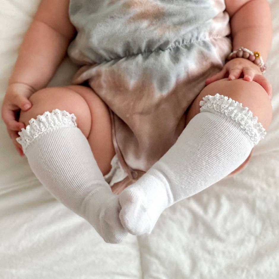 Lace Top Knee High Socks: White