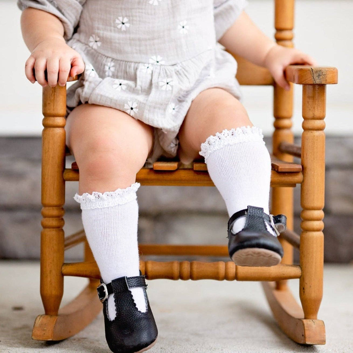 Lace Top Knee High Socks: White